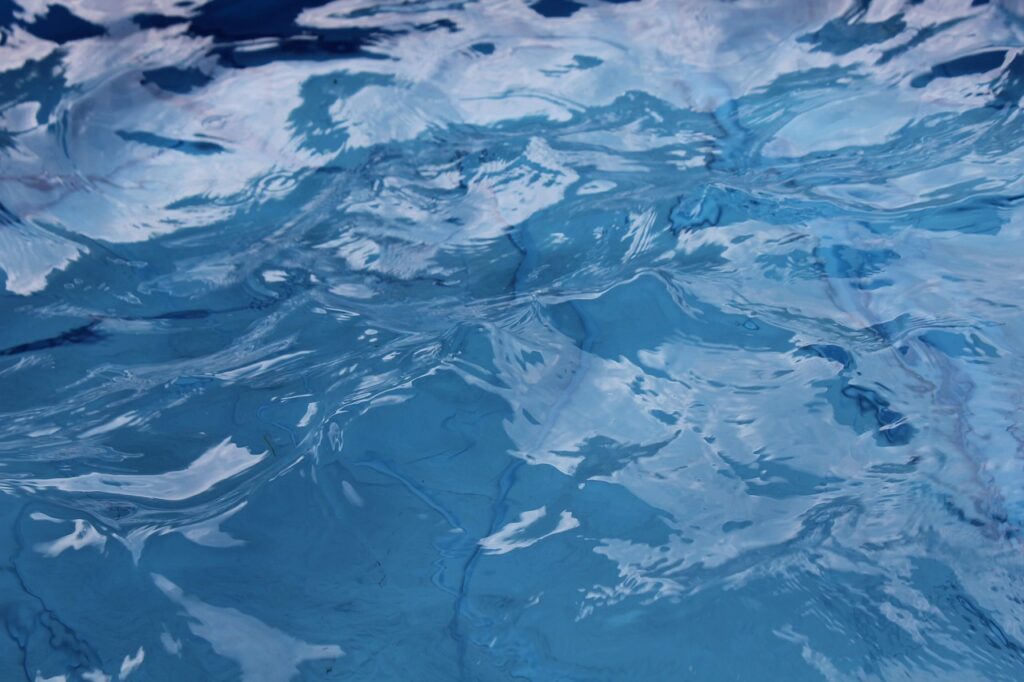 découvrez notre sélection de liners de piscine de haute qualité, conçus pour embellir et protéger votre piscine. offrez à votre espace aquatique une touche esthétique et durable tout en garantissant une étanchéité parfaite. explorez nos modèles variés pour un entretien simplifié et un confort optimal.