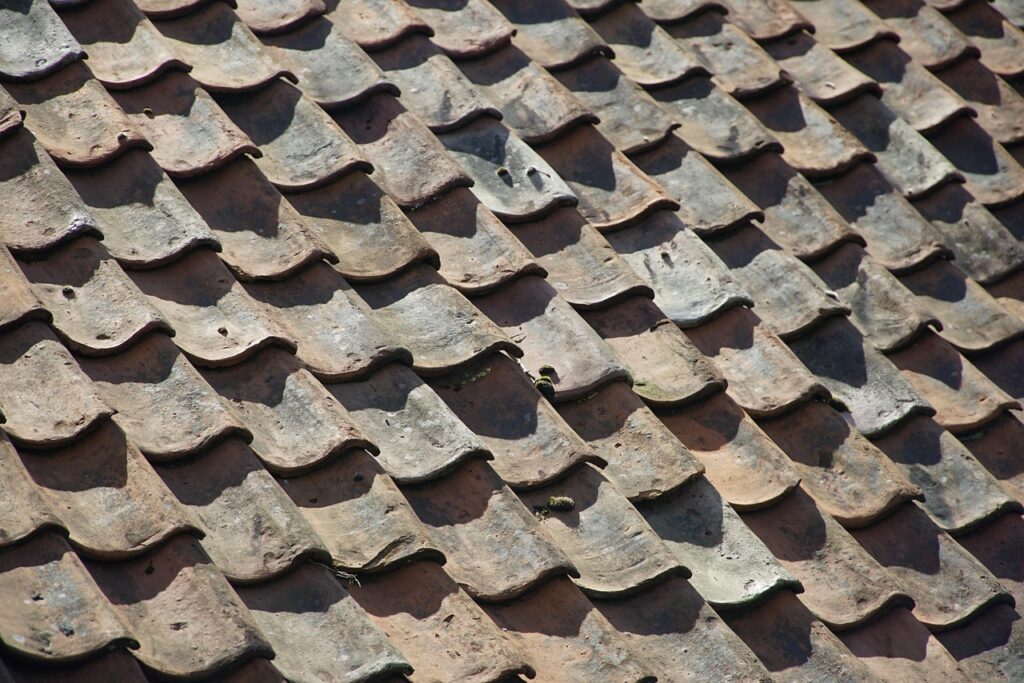 découvrez nos services de rénovation de toiture pour améliorer l'esthétique et la sécurité de votre maison. profitez d'une expertise professionnelle et de matériaux de qualité pour une couverture durable et performante.