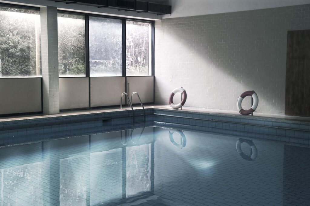 découvrez notre sélection de liners de piscine, conçus pour embellir et protéger votre espace aquatique. profitez de matériaux durables, de designs variés et d'une installation facile pour transformer votre piscine en un véritable havre de paix. idéal pour un été rafraîchissant et stylé !